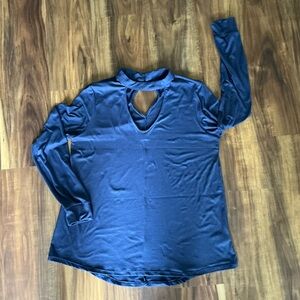The Royal Standard Navy Blue Choker Style Blouse with Keyhole NWOT BX20
